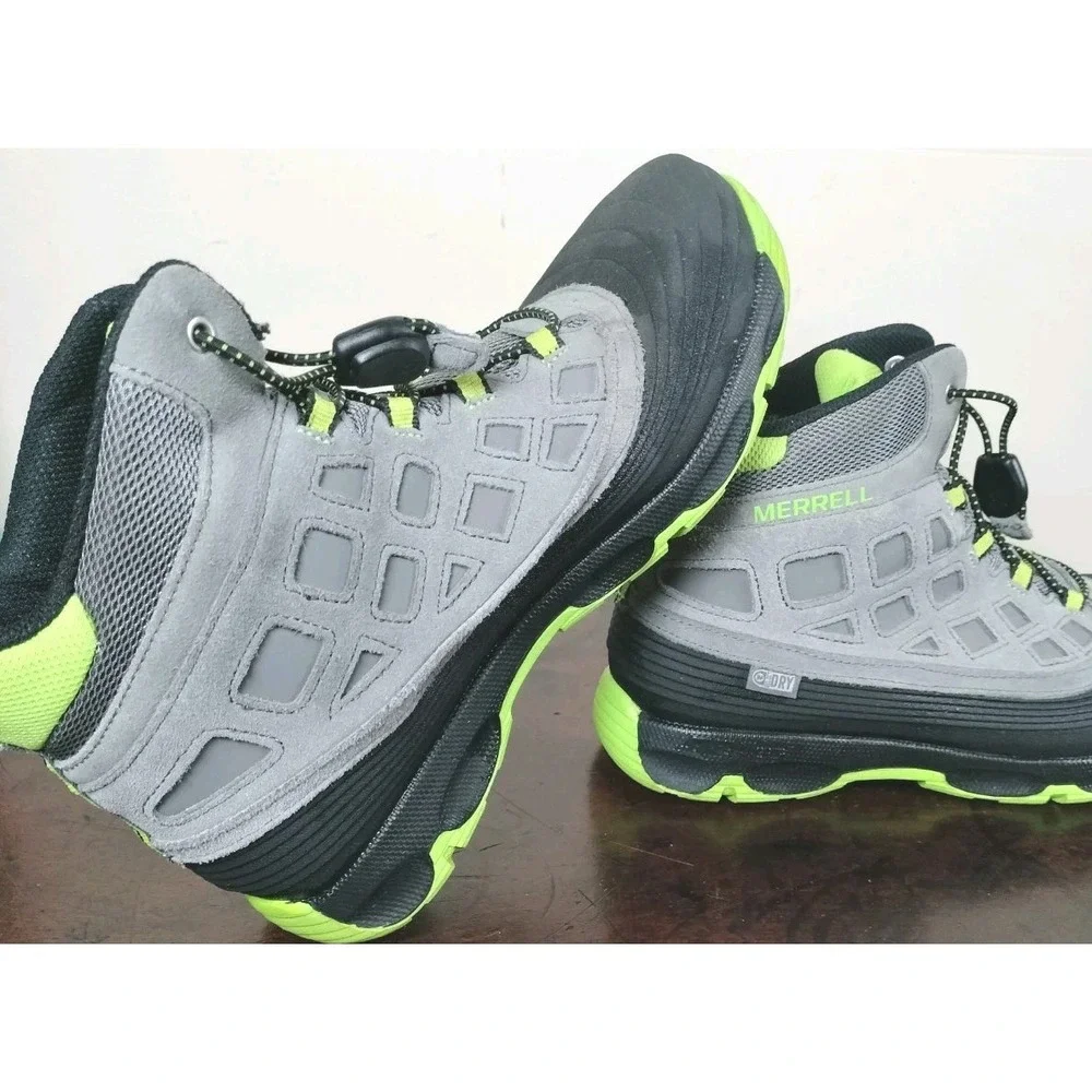Merrell Thermo Shiver 2.0 Waterproof Boys' Winter Boots  Size 6M